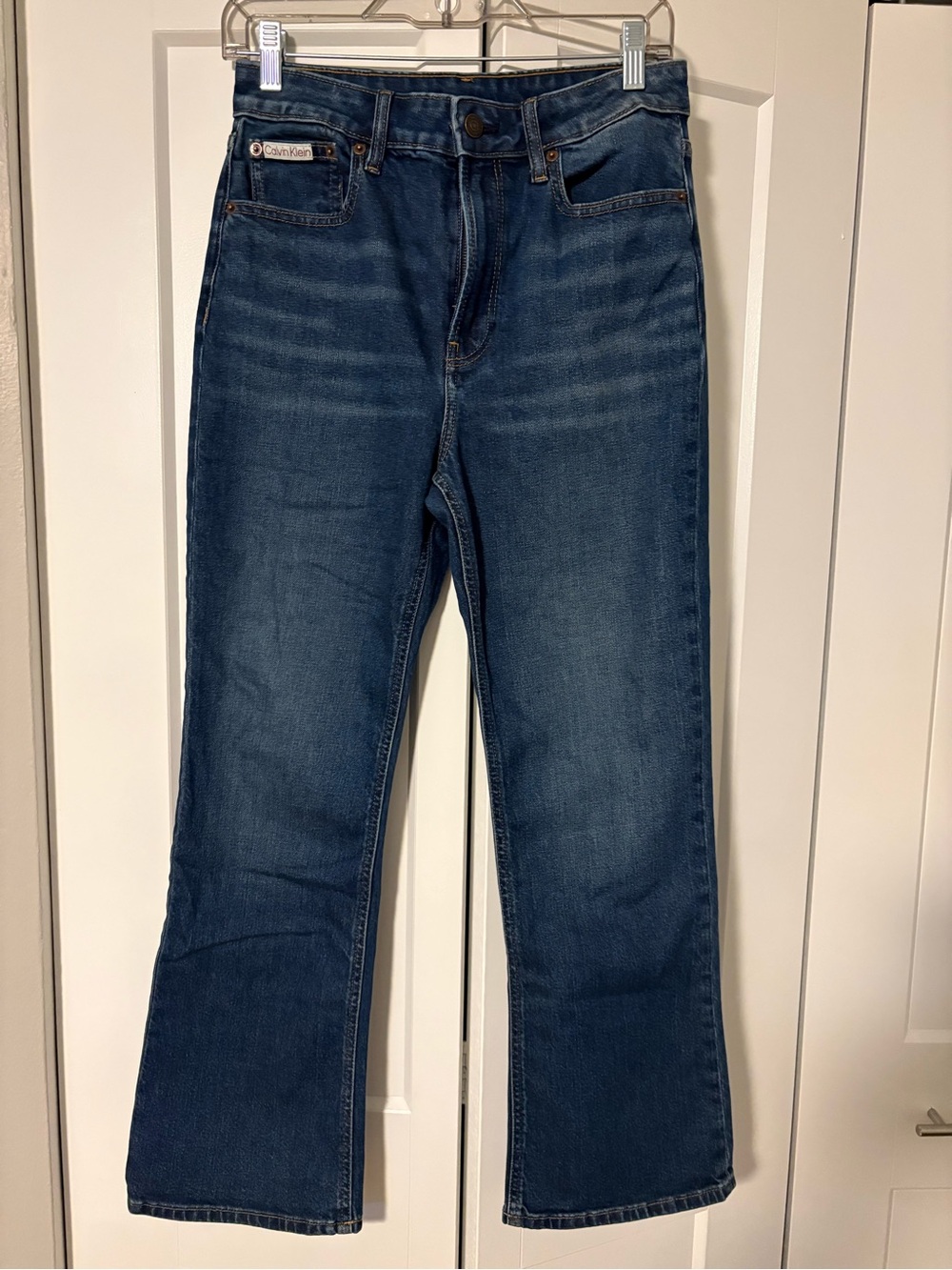 Calvin Klein High Rise Flare Crop Jeans (W28)
